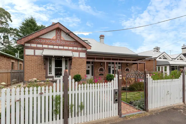 65 Clinton Street, Orange NSW 2800