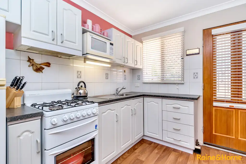 Main view of Homely unit listing, 7/6 ULDINA PLACE, Pinjarra WA 6208