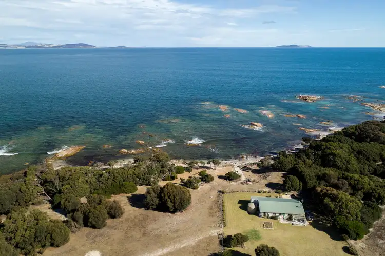 565 West End Road, Leeka TAS 7255