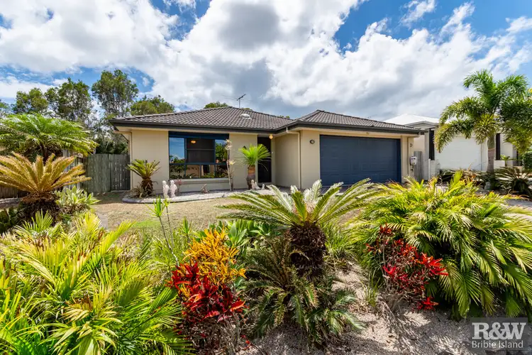 121 Cosmos Ave, Banksia Beach QLD 4507
