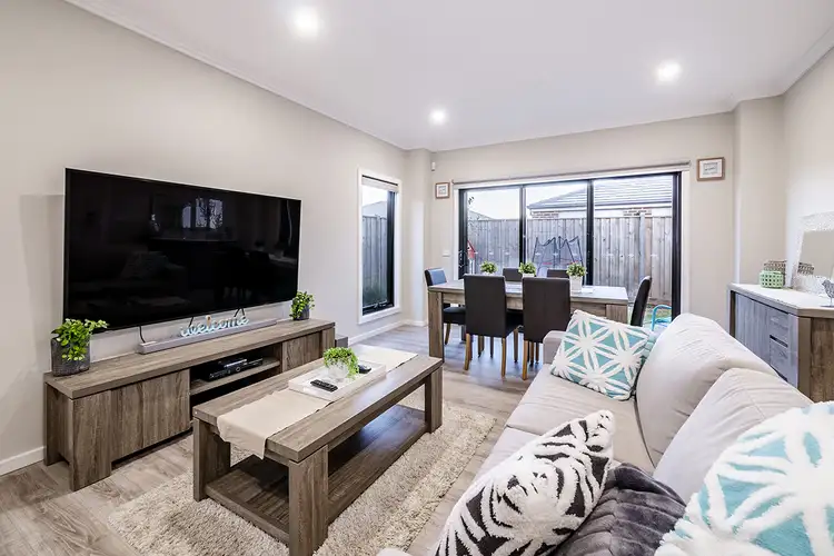 Sixth view of Homely house listing, 3 Cartwright Grove, Cranbourne East VIC 3977
