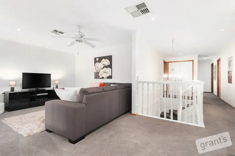 26 Grantham Crescent, Berwick VIC 3806