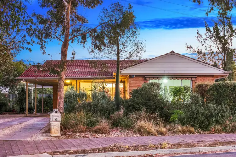 3 Overbury Dr, Clarence Park SA 5034