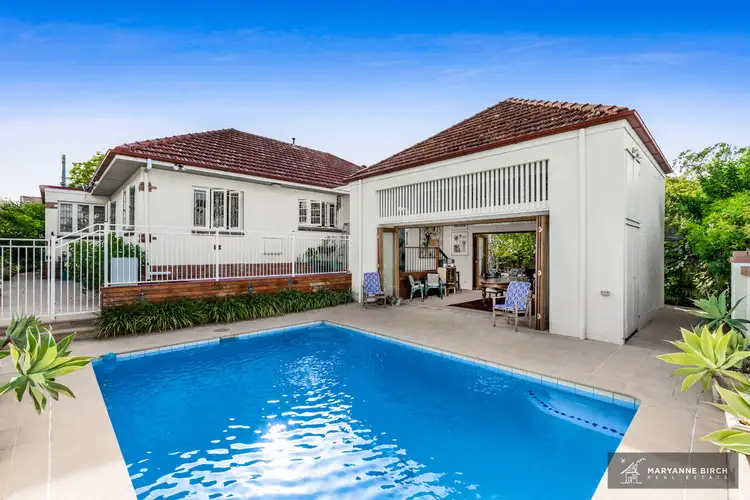 127 Virginia Avenue, Hawthorne QLD 4171