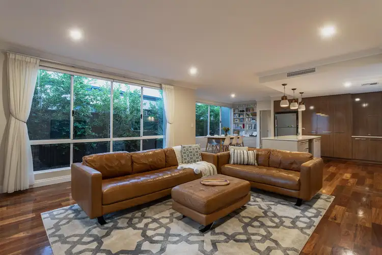 24 Pether Road, Manning WA 6152