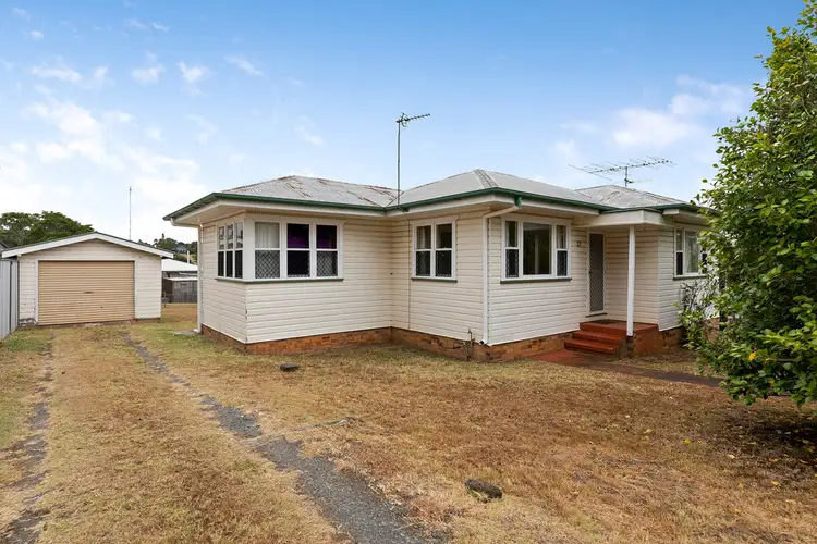 33 Gordon Avenue, Newtown QLD 4350