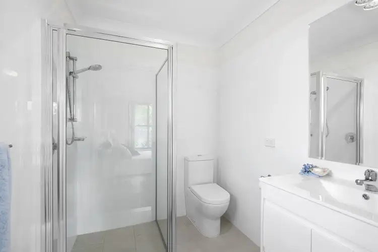 Sixth view of Homely house listing, 2 Huxtable Place, Goulburn NSW 2580