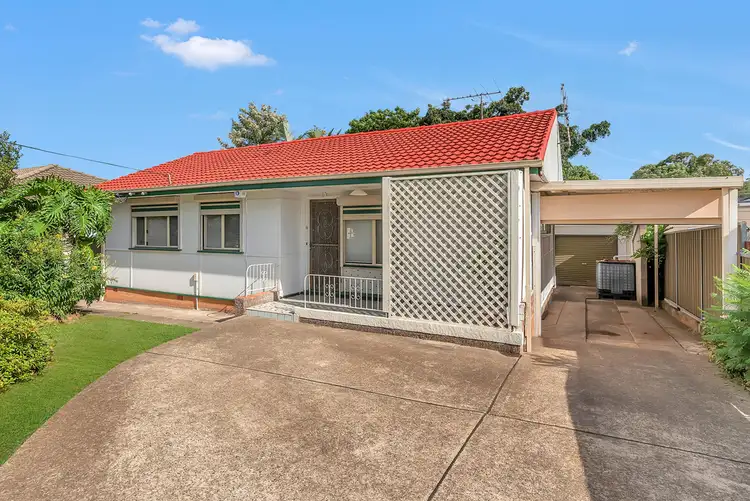 273 Smithfield Road, Fairfield West NSW 2165