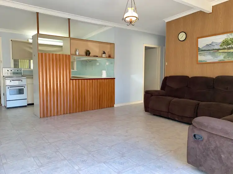 5 Ellendale Street, Golden Bay WA 6174