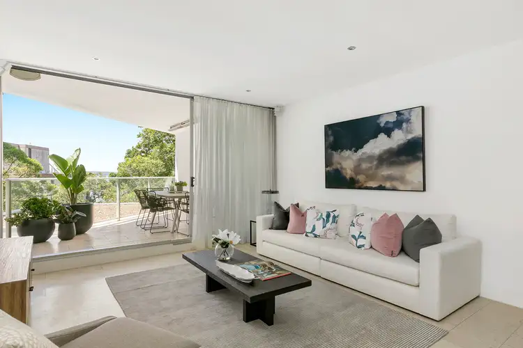 Third view of Homely apartment listing, 24/8 Greenknowe Avenue, Potts Point NSW 2011