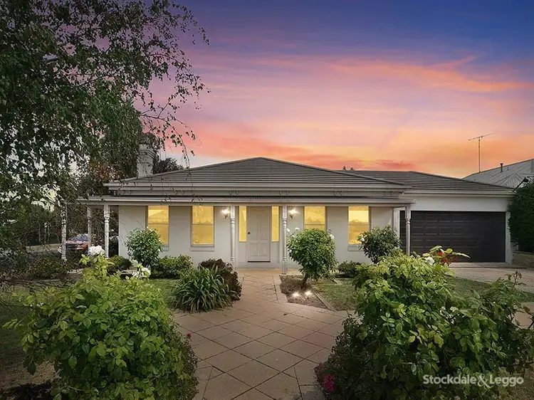 196 Sth Valley Road, Highton VIC 3216