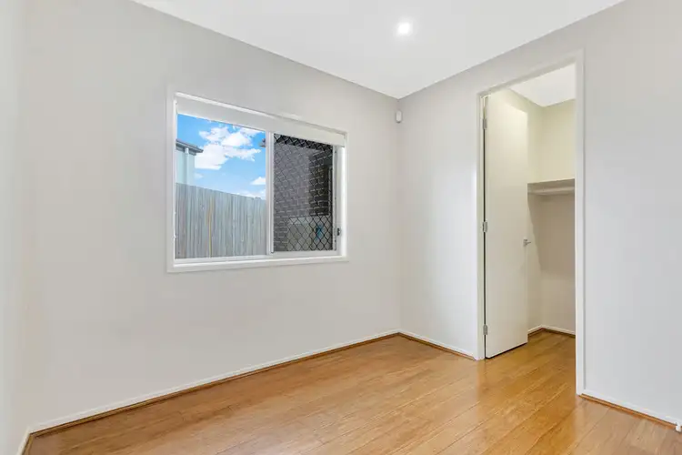 Sixth view of Homely house listing, 5 COMPASS CLOSE, Kuraby QLD 4112