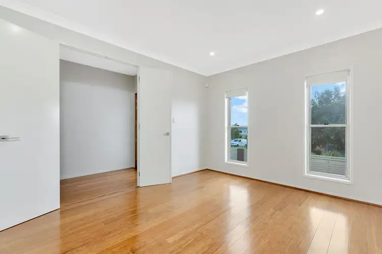 Seventh view of Homely house listing, 5 COMPASS CLOSE, Kuraby QLD 4112
