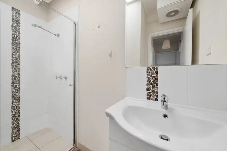 Fifth view of Homely unit listing, 6/27 Hinton Close, Norlane VIC 3214