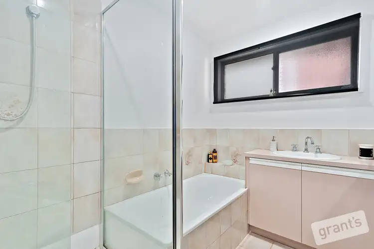 Sixth view of Homely house listing, 1 Edsall Close, Hampton Park VIC 3976