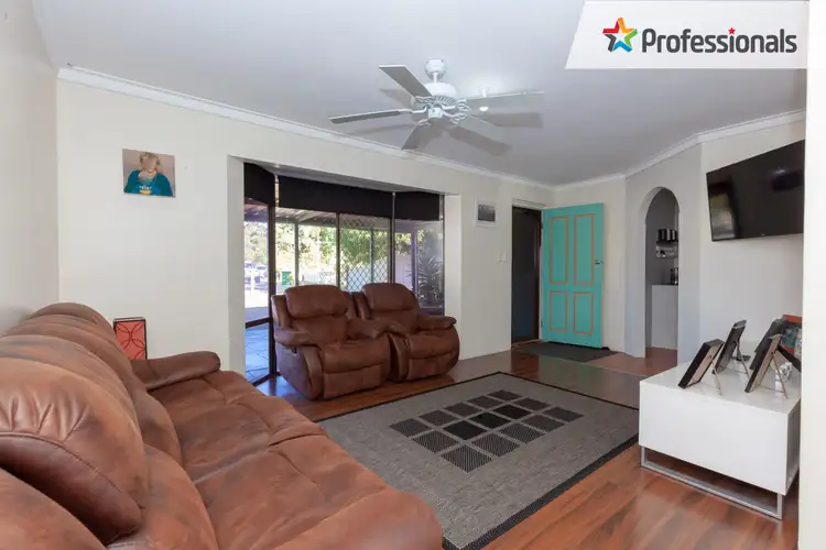Second view of Homely house listing, 8 Kendal Crt, Camillo WA 6111