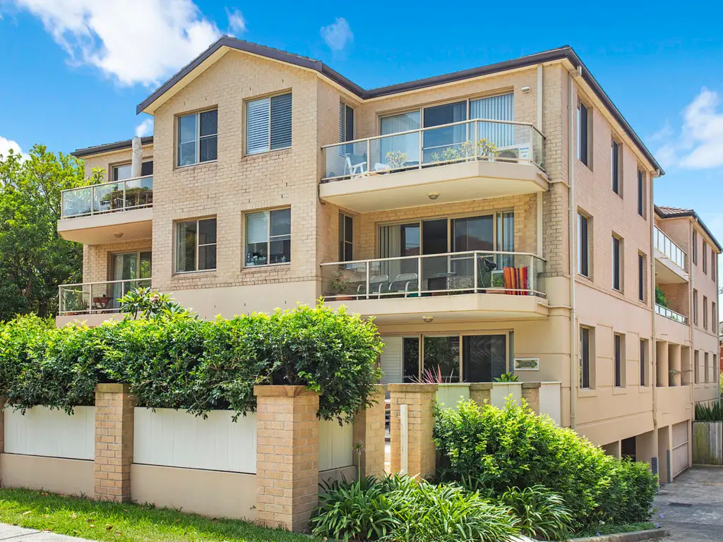 Main view of Homely unit listing, 6/6-10 BORONIA STREET, Dee Why NSW 2099