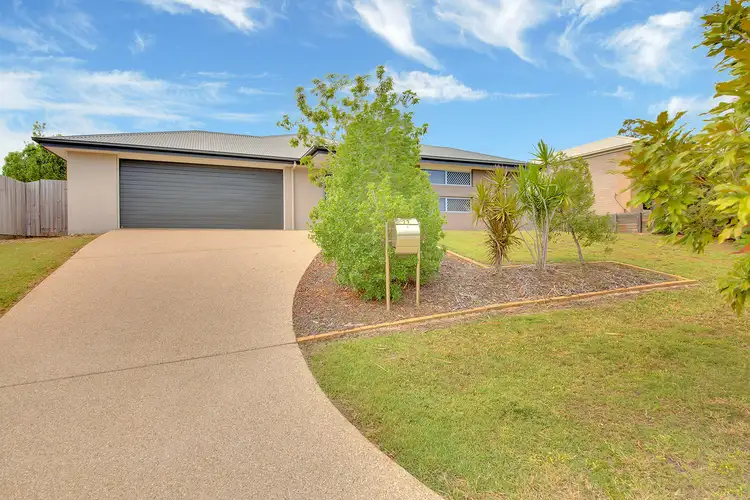 27 BOONDEREE PLACE, New Auckland QLD 4680