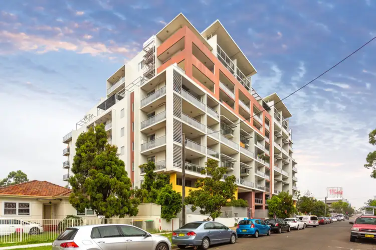 25/12-18 Bathurst Street, Liverpool NSW 2170