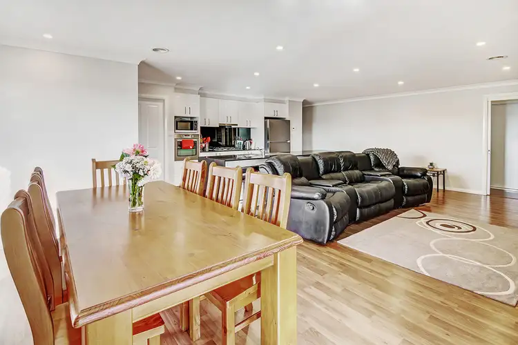 Fifth view of Homely house listing, 4 Johnston Crescent, Blayney NSW 2799