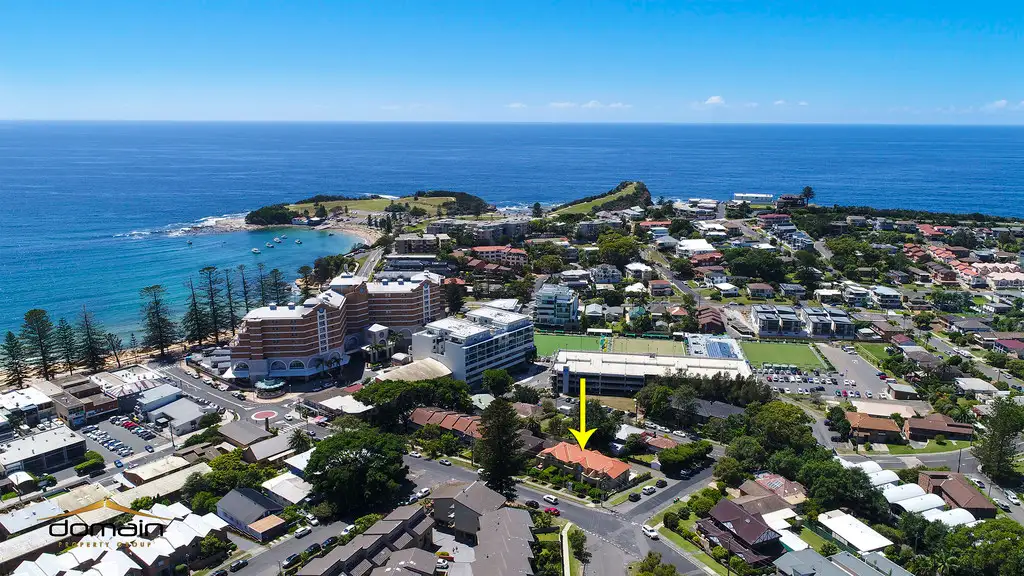 Main view of Homely townhouse listing, 3 20-22 Kurrawyba Avenue, Terrigal NSW 2260