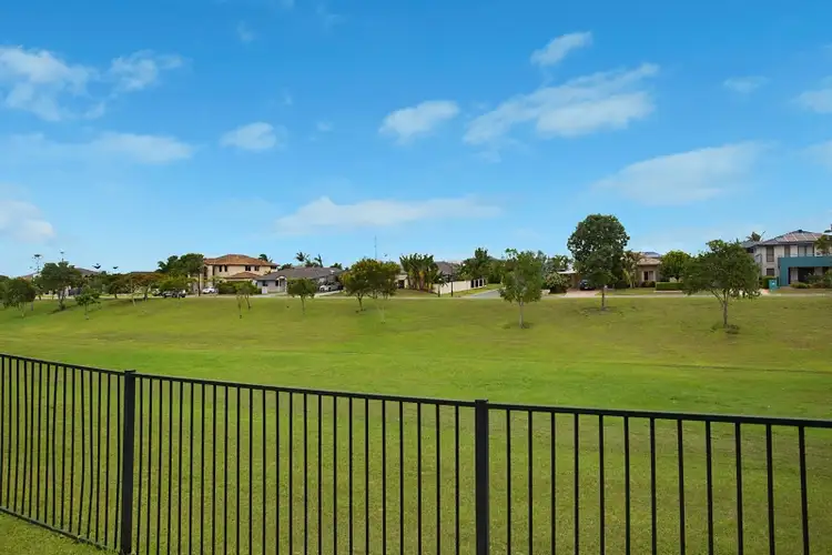 9 Maidenhead Court, Oxenford QLD 4210