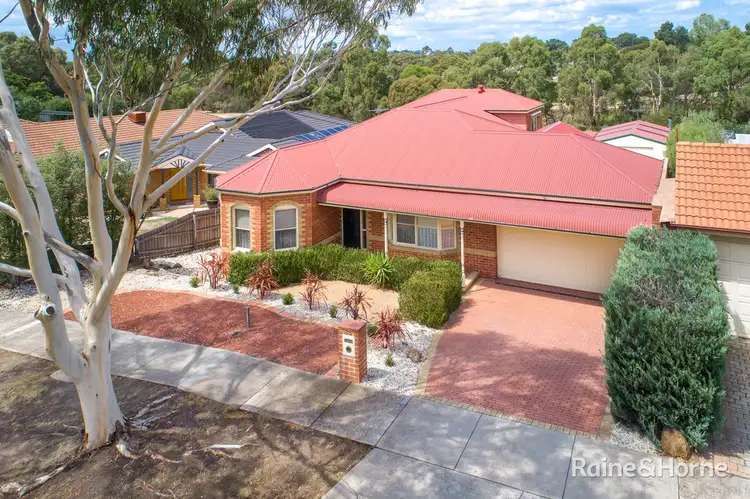 25 Balmoral Circuit, Sunbury VIC 3429