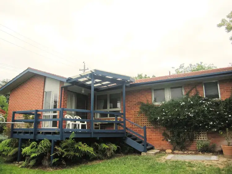 28 Macalister Crescent