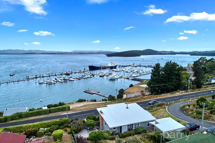 147 Flinders Street, Beauty Point TAS 7270