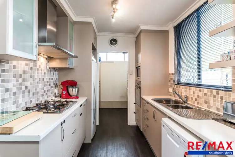 Fifth view of Homely house listing, 4 Hove Court, Lynwood WA 6147