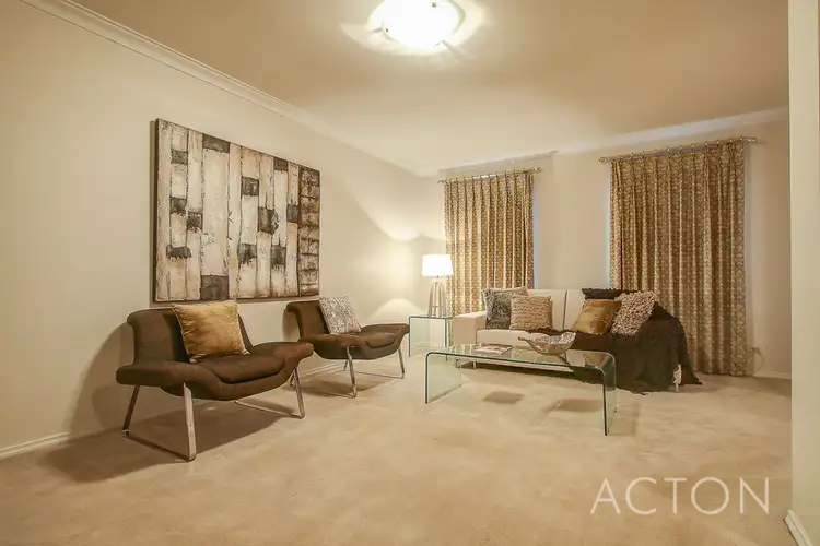 Unit 4 29-31 Ullapool Road,, Mount Pleasant WA 6153