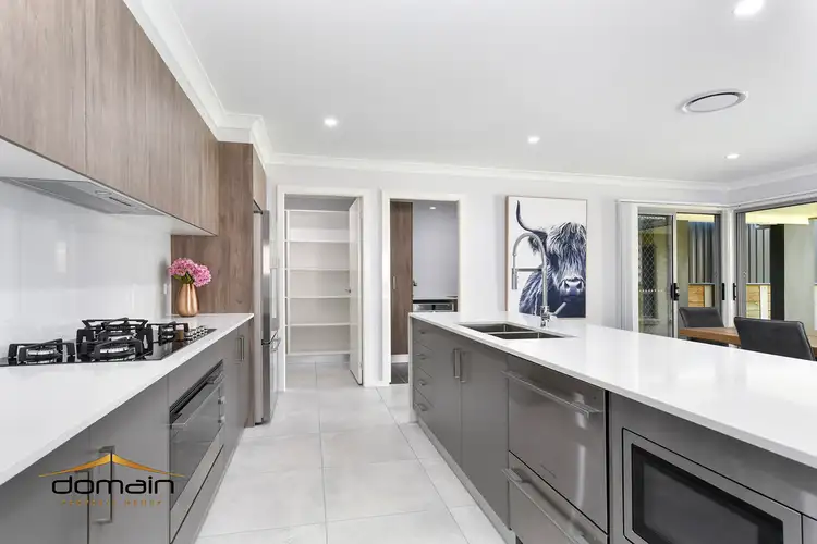 Second view of Homely house listing, 10 Kemp Close, Springfield NSW 2250