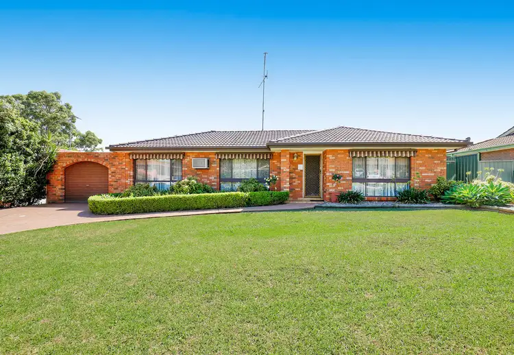 35 Pademelon Avenue, St Helens Park NSW 2560