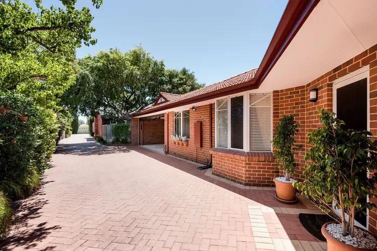 32A Pembroke Street, Bicton WA 6157