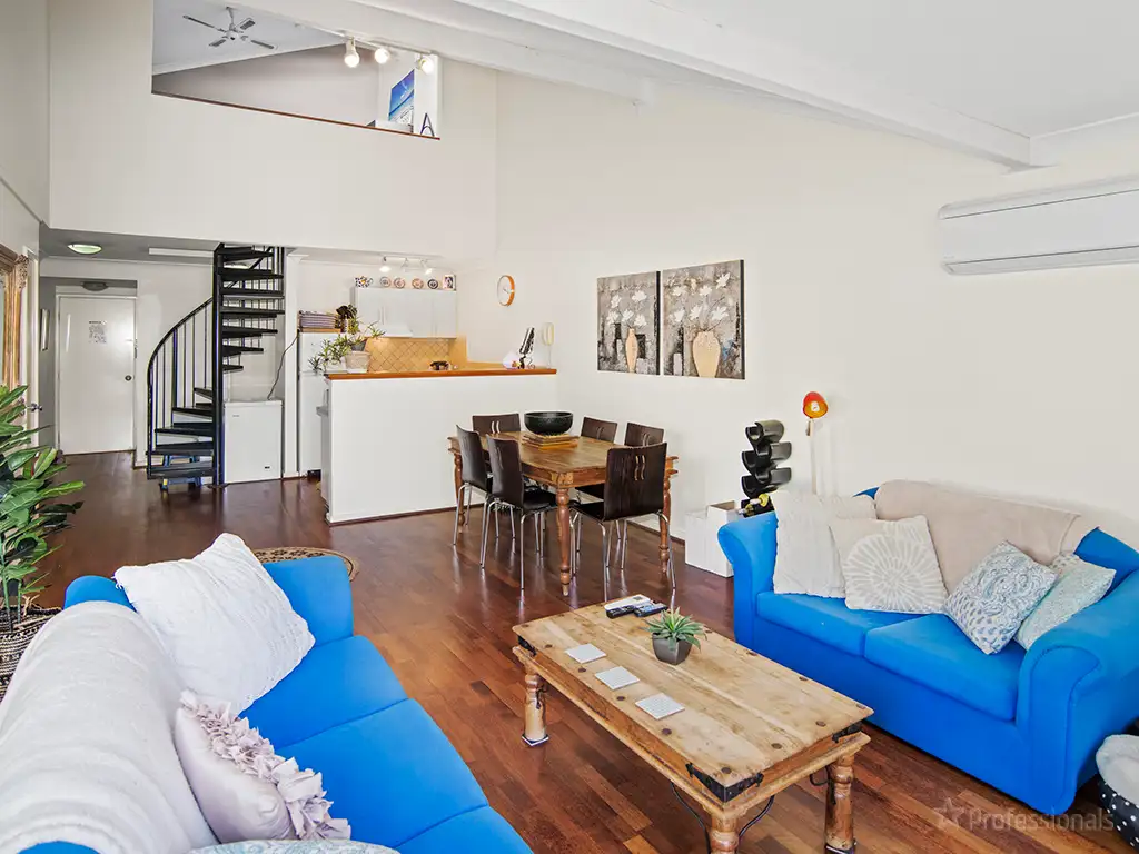 Main view of Homely unit listing, Unit 7, 12 Little Colin Street, Broadwater WA 6280