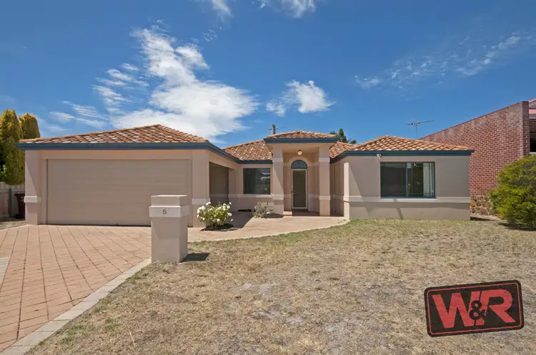 5 Ballard Heights, Spencer Park WA 6330