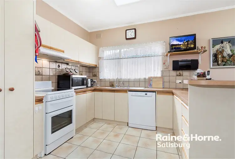 Sixth view of Homely house listing, 15 Angela Avenue, Brahma Lodge SA 5109