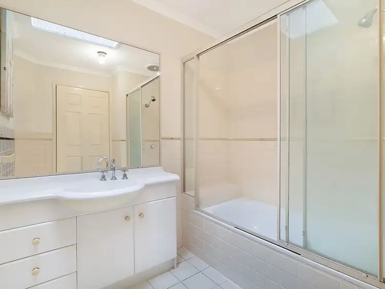 Seventh view of Homely unit listing, 4/208 Scarborough Street, Southport QLD 4215