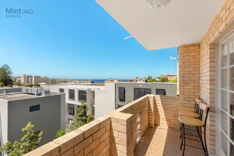 30/10 Alexander Street, Coogee NSW 2034