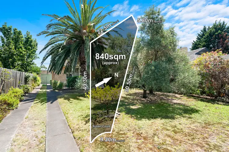 Second view of Homely house listing, 3 Susan Court, Cheltenham VIC 3192