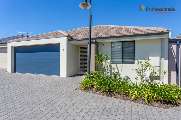 7/16 Coojong Link, Success WA 6164