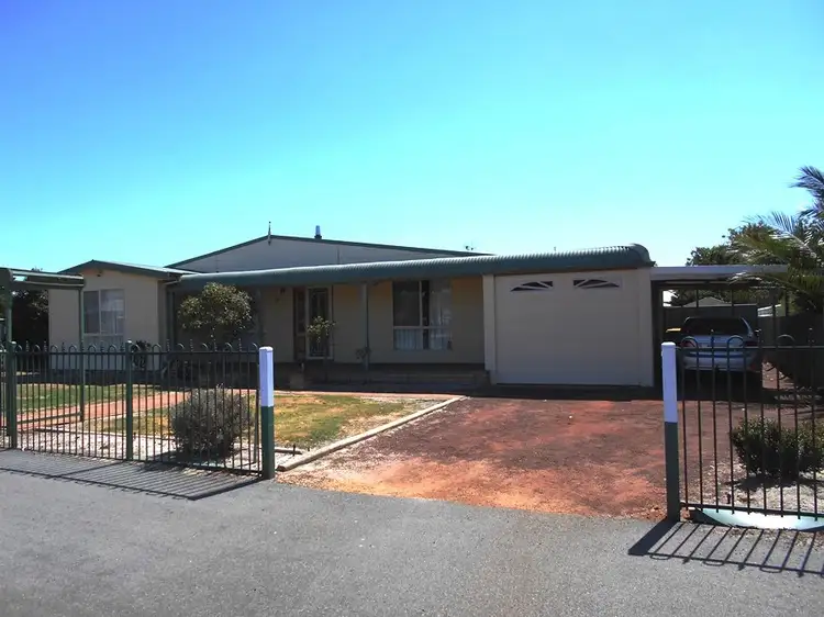56 Carew Street, Katanning WA 6317