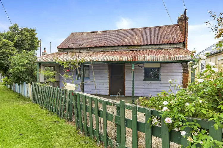 14 stephenson, Lithgow NSW 2790