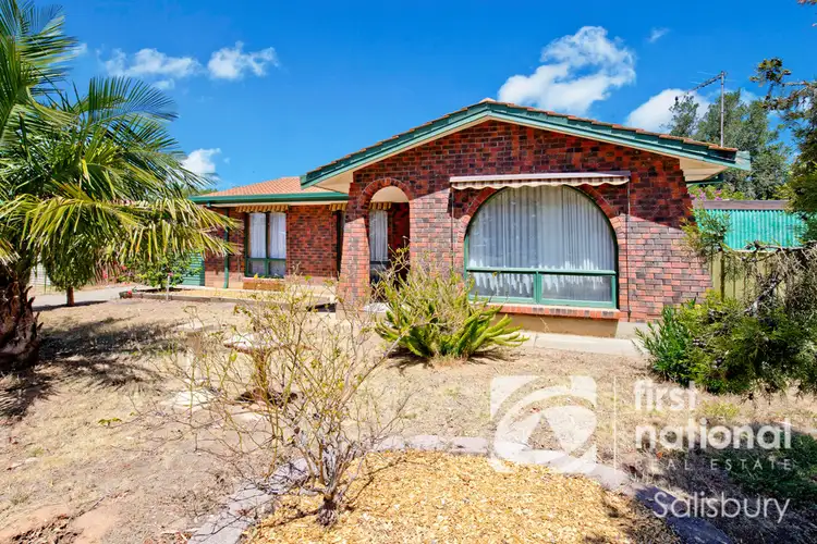 5 Woolaston Road, Salisbury Downs SA 5108