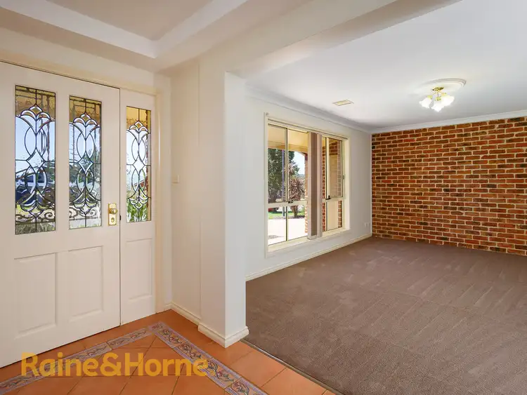 Second view of Homely house listing, 5 Dobell Place, Lloyd NSW 2650
