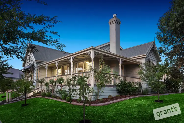 18 Eventide Rise, Pakenham VIC 3810