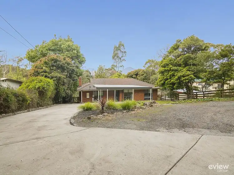 6 Hillcrest Grove, Healesville VIC 3777