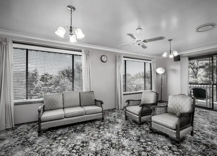 Second view of Homely house listing, 6 Broadwater Drive, Saratoga NSW 2251