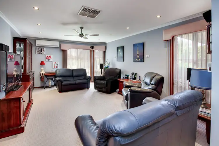 Second view of Homely house listing, 1/91 Mayfair Drive, Wodonga VIC 3690
