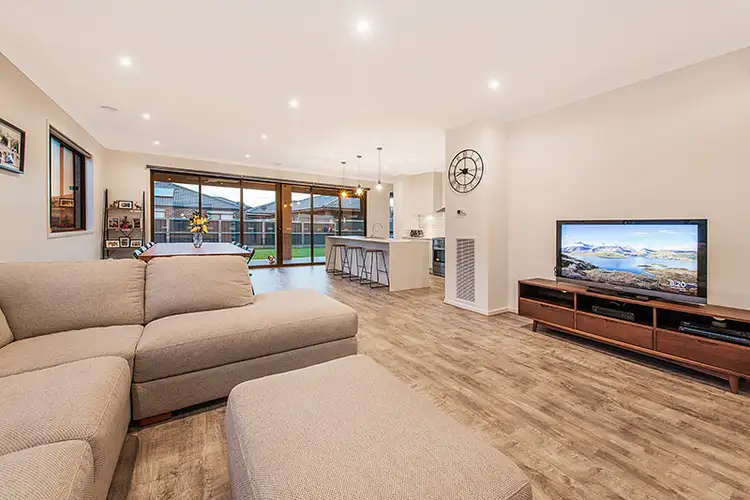 Fifth view of Homely house listing, 19 Homevale Drive, Botanic Ridge VIC 3977